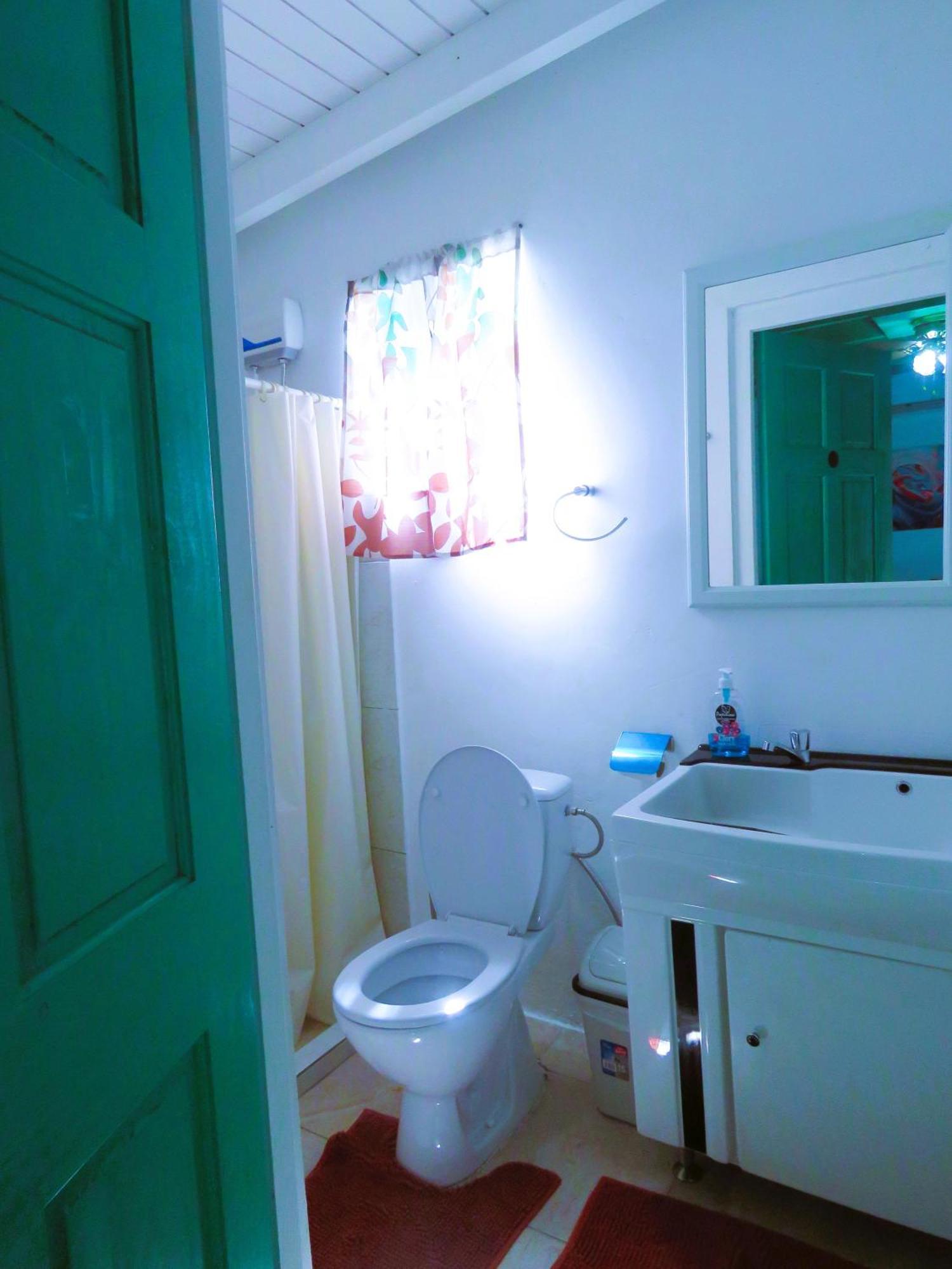 Artist Room Curacao Willemstad Bagian luar foto